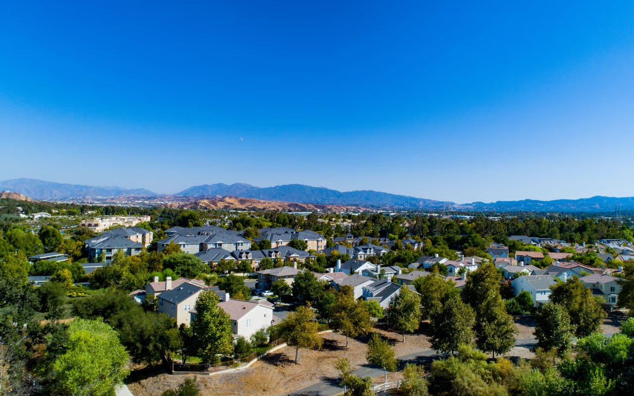 Saugus homes and neighborhood character in Santa Clarita, CA